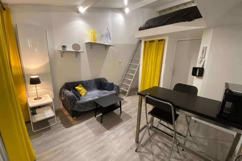 Charmant Studio Hypercentre Rouen Exterior photo